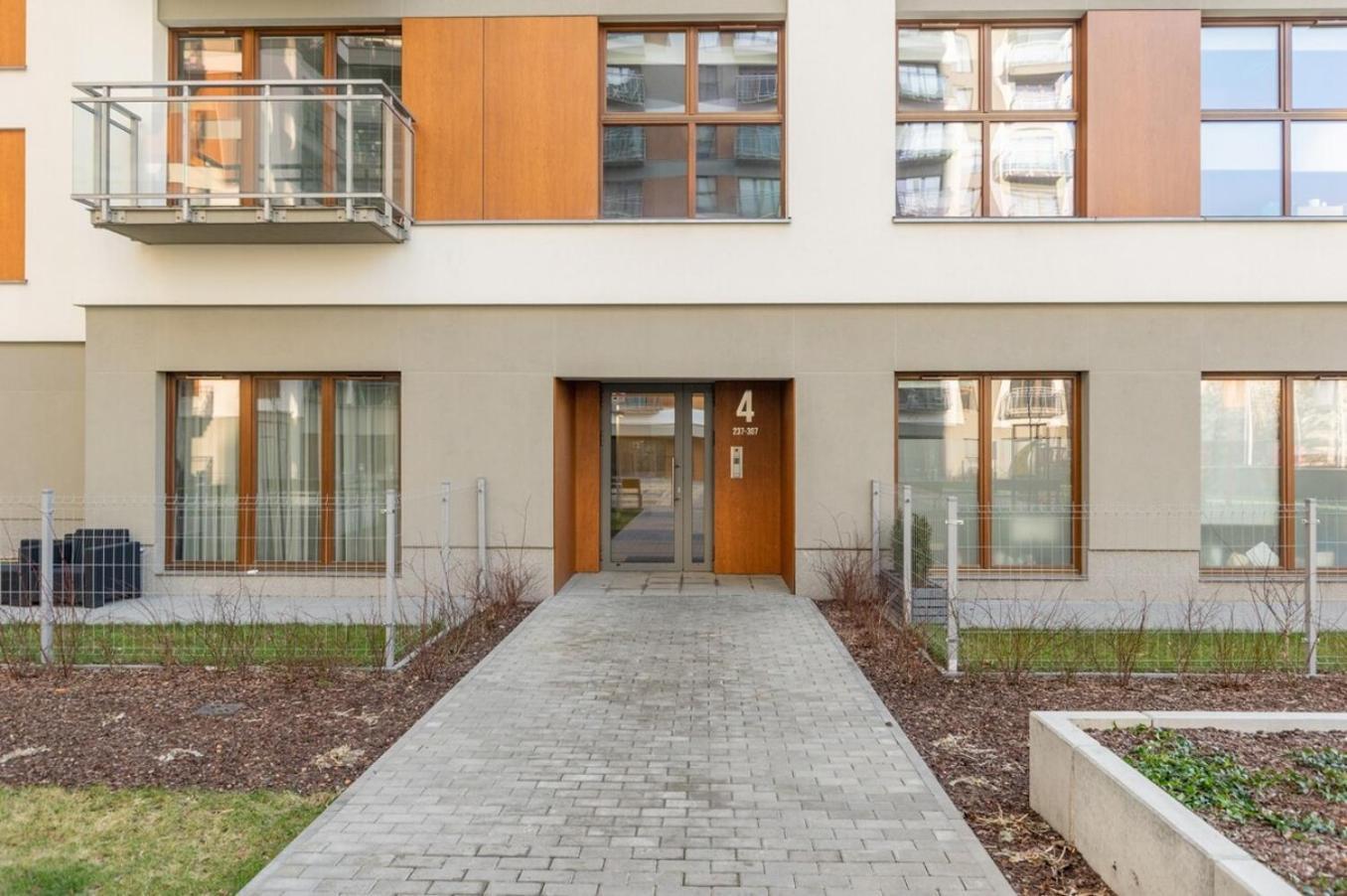 Superb Place to LIVE Mokotów Varsóvia Exterior foto